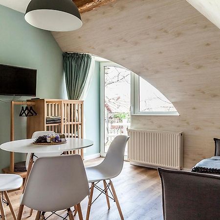 Harmonia Apartman Erkellyel Es Szaunaval Балатонфюред Екстер'єр фото